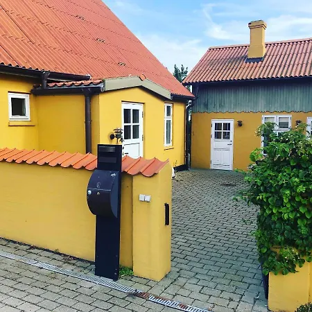 House Of Lindgren * Stege